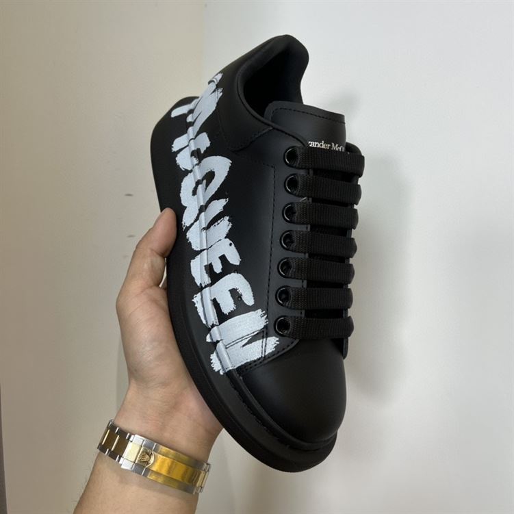 ALEXANDER MCQUEEN GRAFFITI OVERSIZED SNEAKER IN BLACK - ALD021