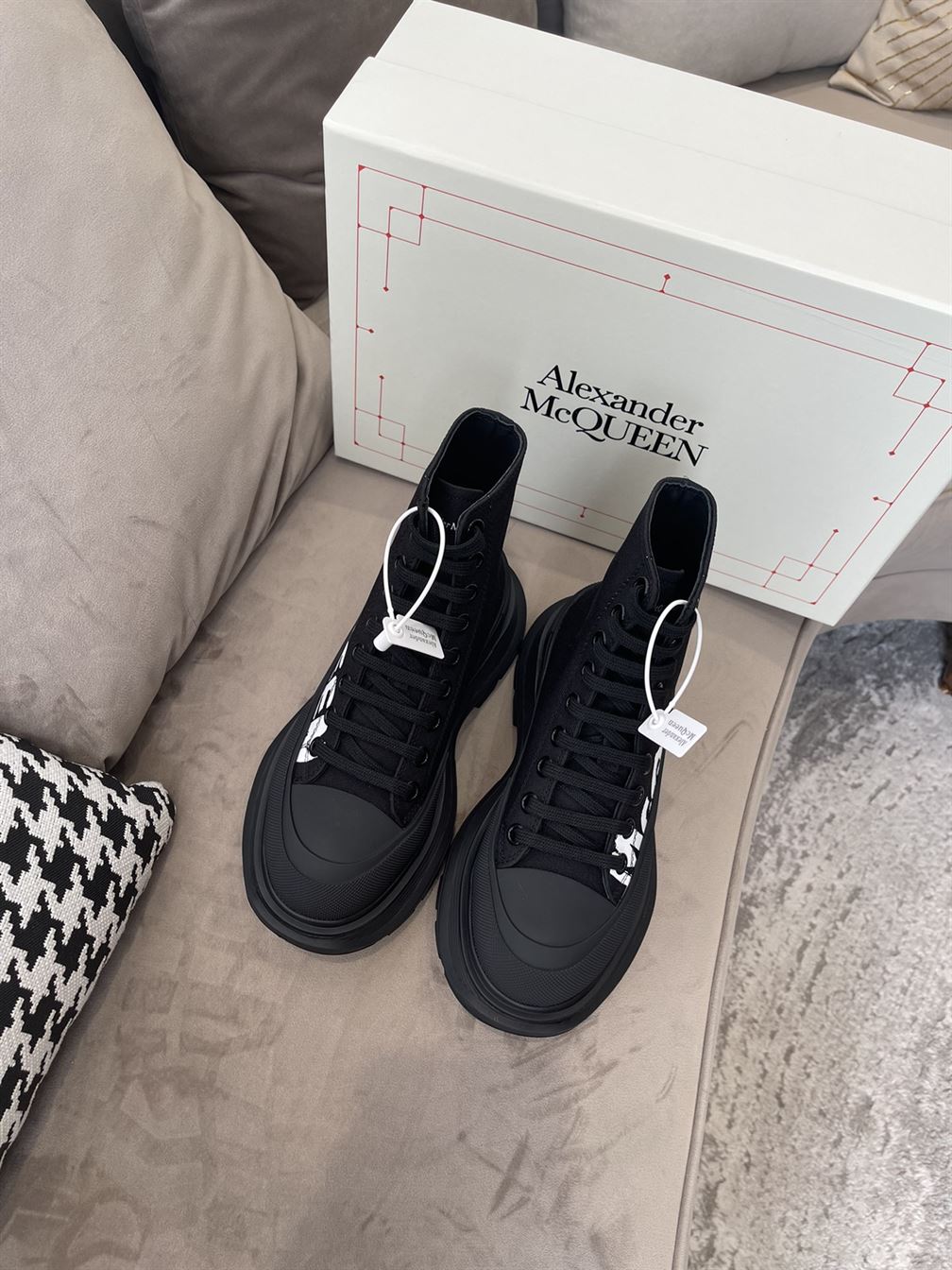 ALEXANDER MCQUEEN GRAFFITI TREAD SLICK HIGH-TOP SNEAKERS - ALD029