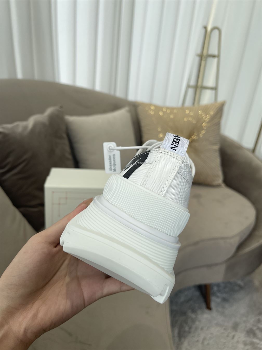 ALEXANDER MCQUEEN GRAFFITI TREAD SLICK LOW-TOP SNEAKERS - ALD033