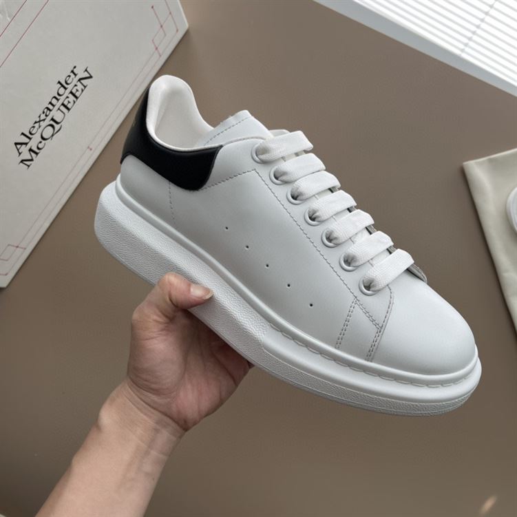 ALEXANDER MCQUEEN OVERSIZED LEATHER SNEAKERS - ALD017