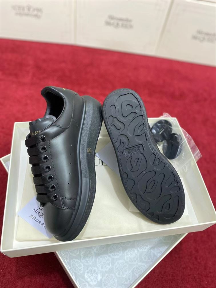 ALEXANDER MCQUEEN SNEAKER - ALD009