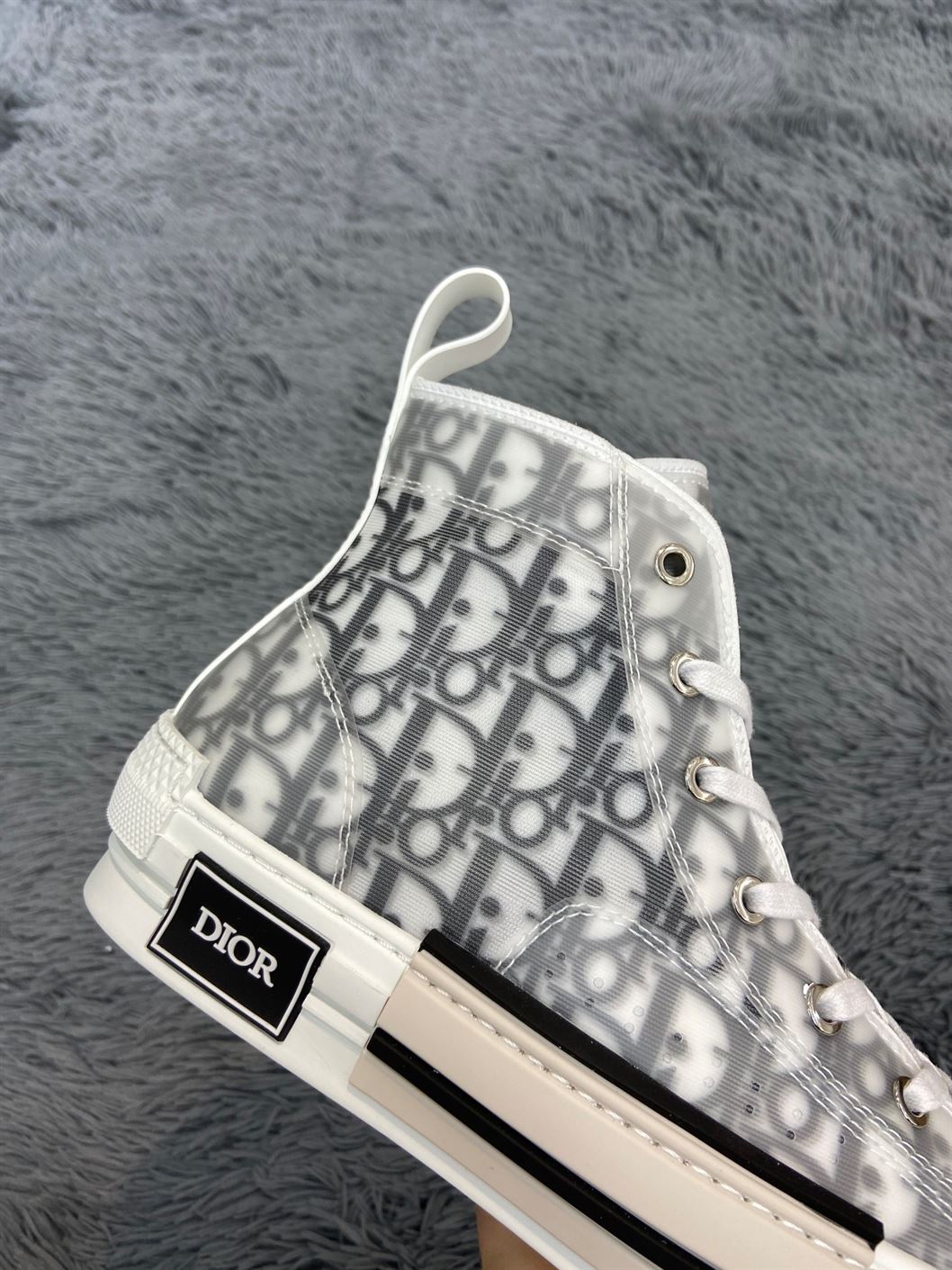 B23 HIGH-TOP SNEAKER DIOR OBLIQUE CANVAS - DO059