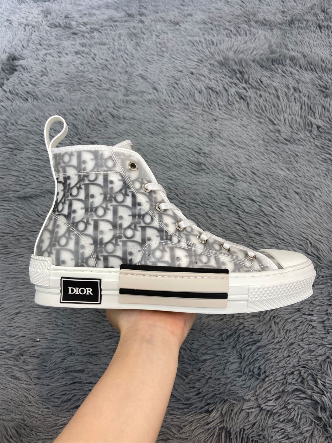 B23 HIGH-TOP SNEAKER DIOR OBLIQUE CANVAS - DO059