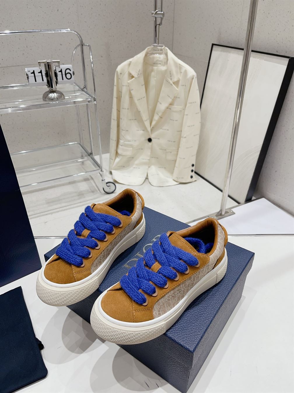 B33 SNEAKER BROWN CREAM OBLIQUE JACQUARD - DO133