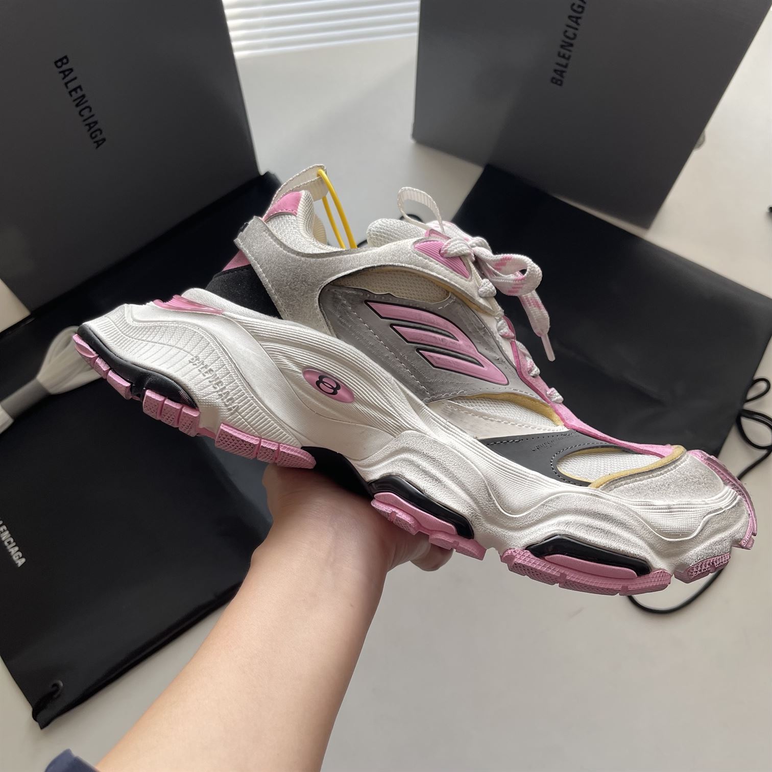 BALENCIAGA CARGO SNEAKER WHITE PINK - BLA094