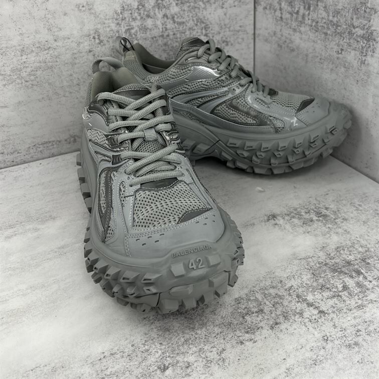 BALENCIAGA DEFENDER SNEAKER IN GREY - BLA047