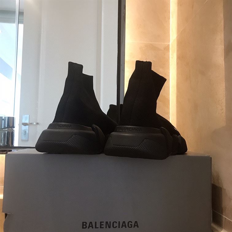 BALENCIAGA MEN'S SPEED 2.0 SNEAKER IN BLACK - BLA024