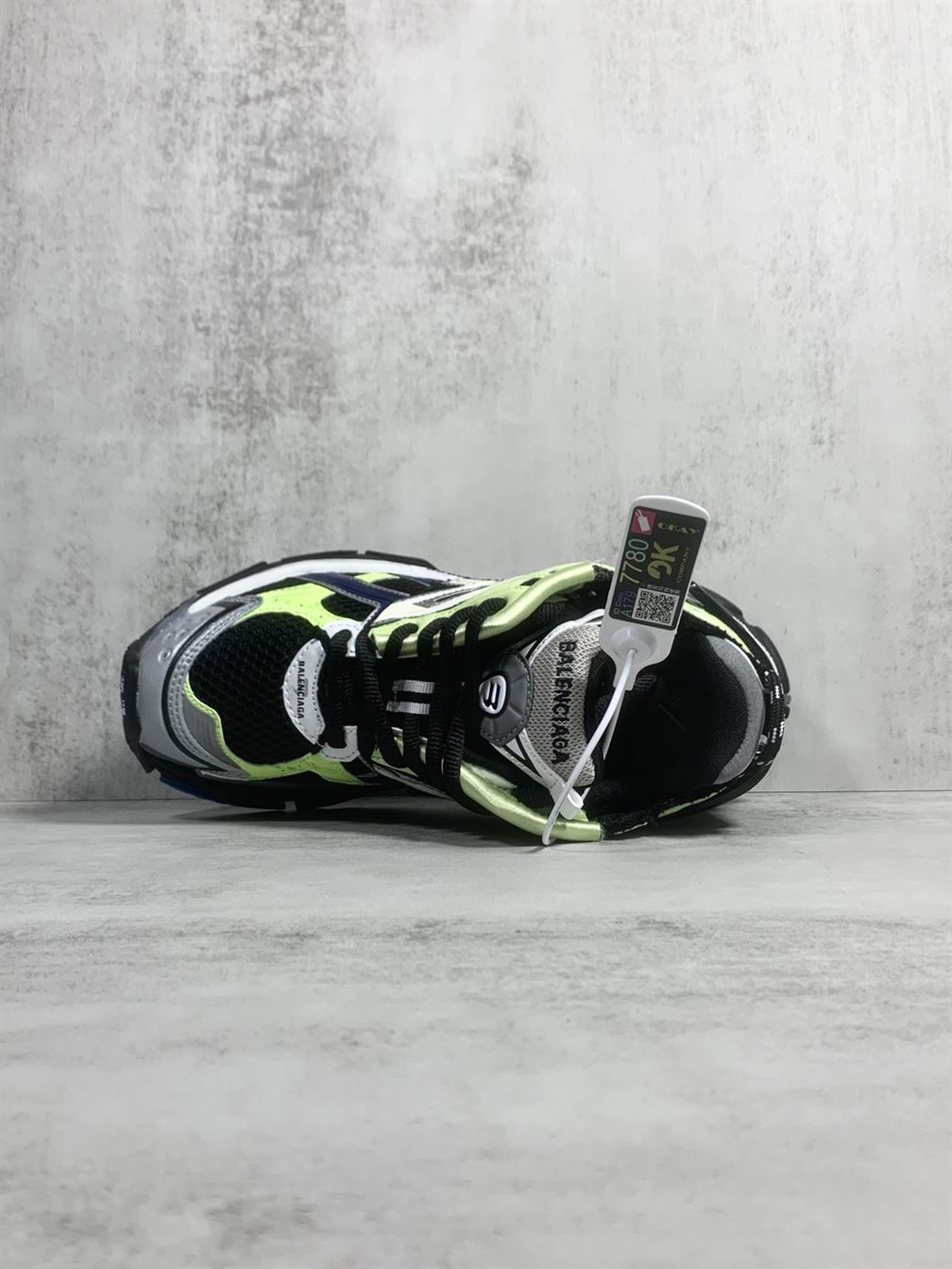 BALENCIAGA RUNNER SNEAKER IN GREY - BLA057