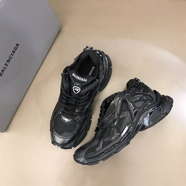 BALENCIAGA RUNNER SNEAKERS IN BLACK - BLA007
