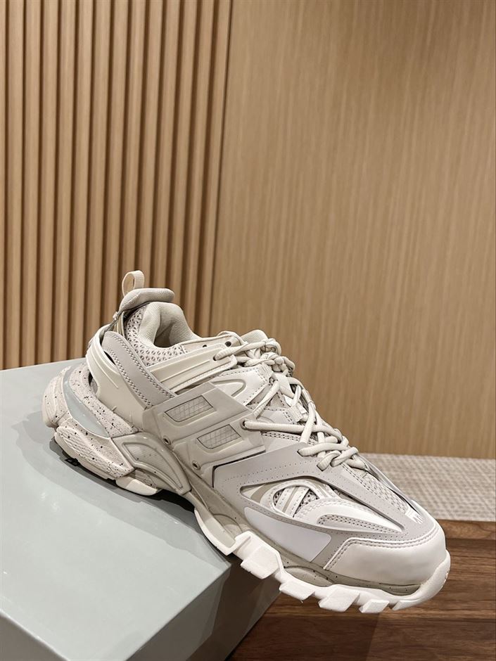 BALENCIAGA TRACK TRAINERS BEIGE - BLA067