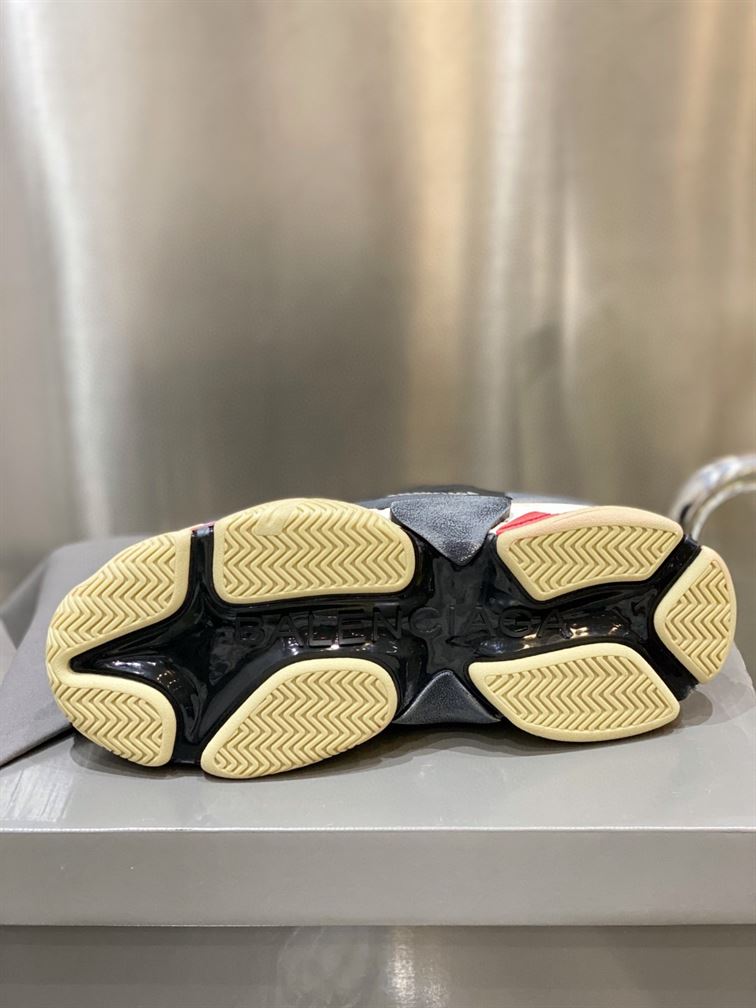 BALENCIAGA TRIPLE S SNEAKERS - BLA009