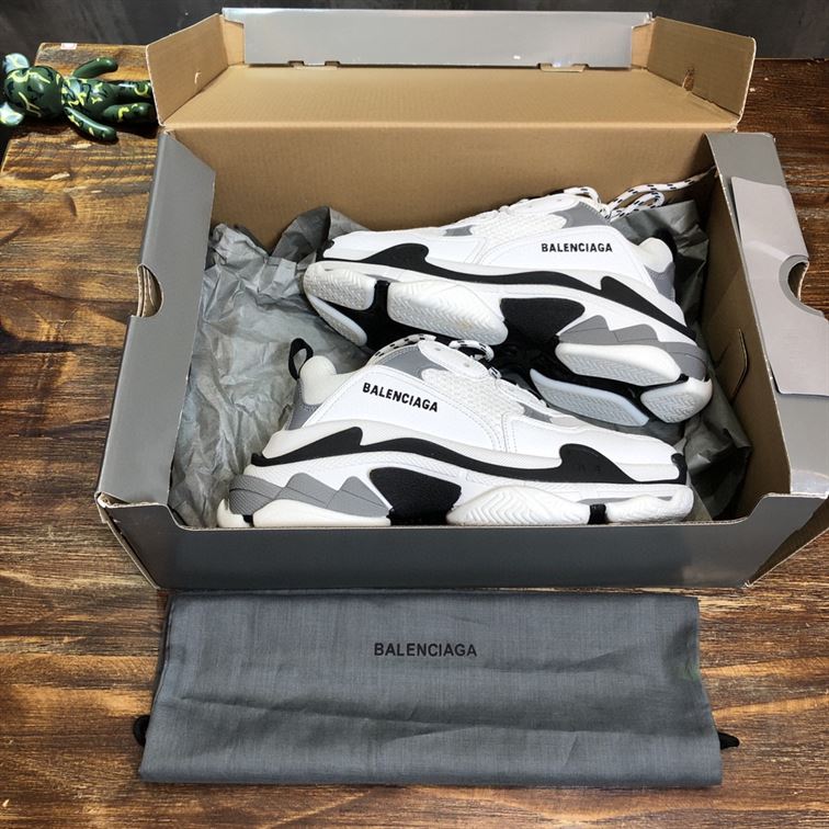 BALENCIAGA TRIPLE S SNEAKERS - BLA010