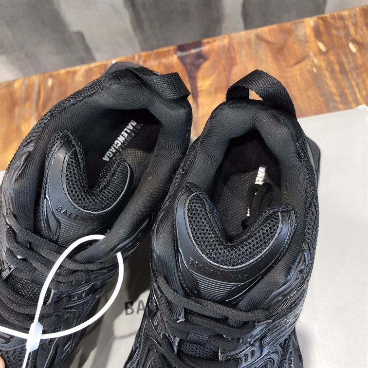 BALENCIAGA X-PANDER SNEAKER IN BLACK - BLA041