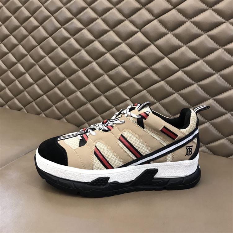 BURBERRY UNION SNEAKERS - BBR018