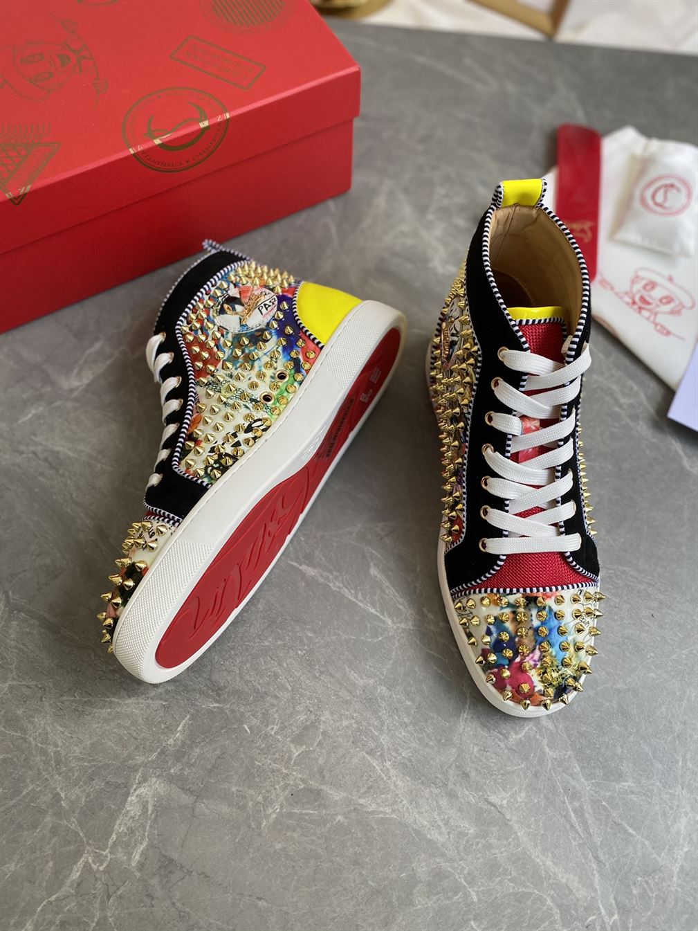 CHRISTIAN LOUBOUTIN HIGH TOP SNEAKER - CLS014