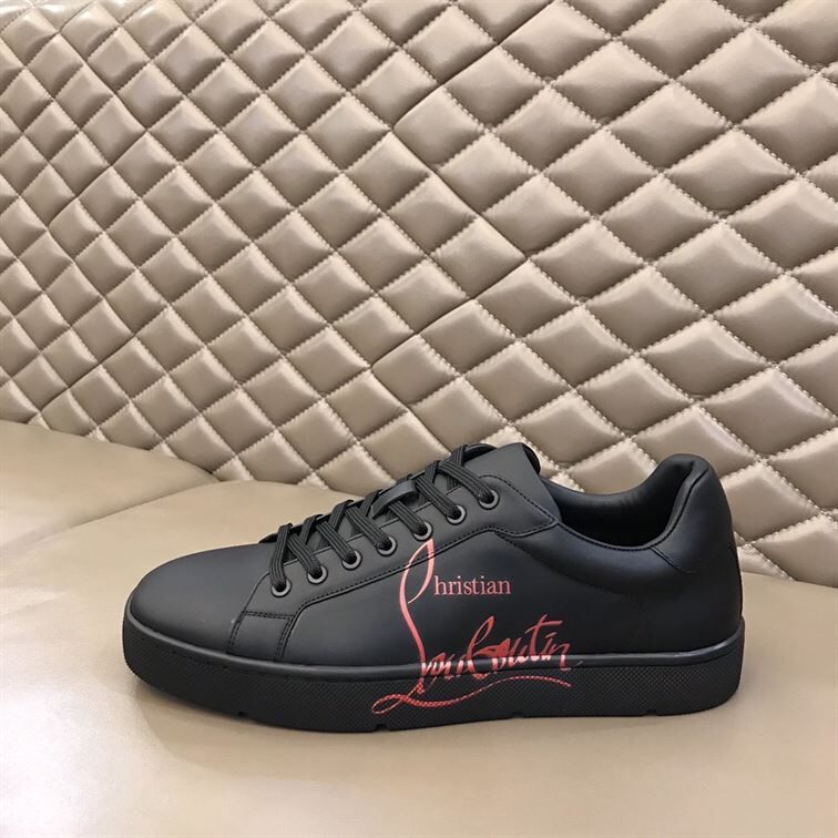 CHRISTIAN LOUBOUTIN LOW TOP SNEAKER - CLS021