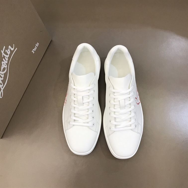 CHRISTIAN LOUBOUTIN LOW TOP SNEAKER - CLS022