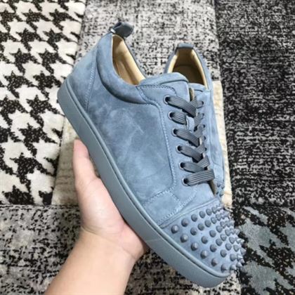 CHRISTIAN LOUBOUTIN LOW TOP SNEAKER - CLS023