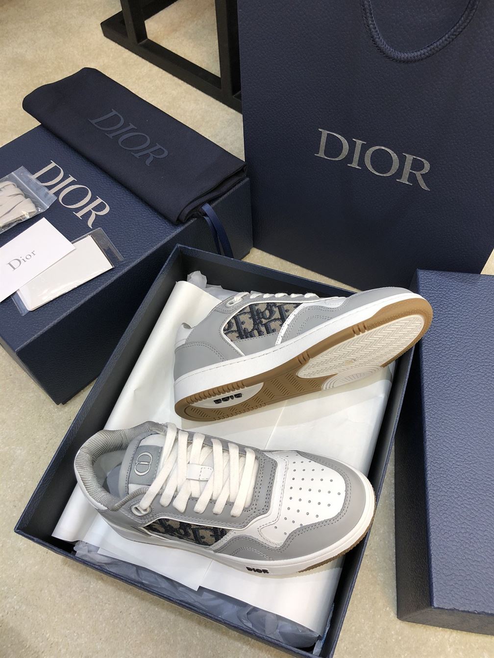 DIOR B27 LOW-TOP SNEAKER - DO007