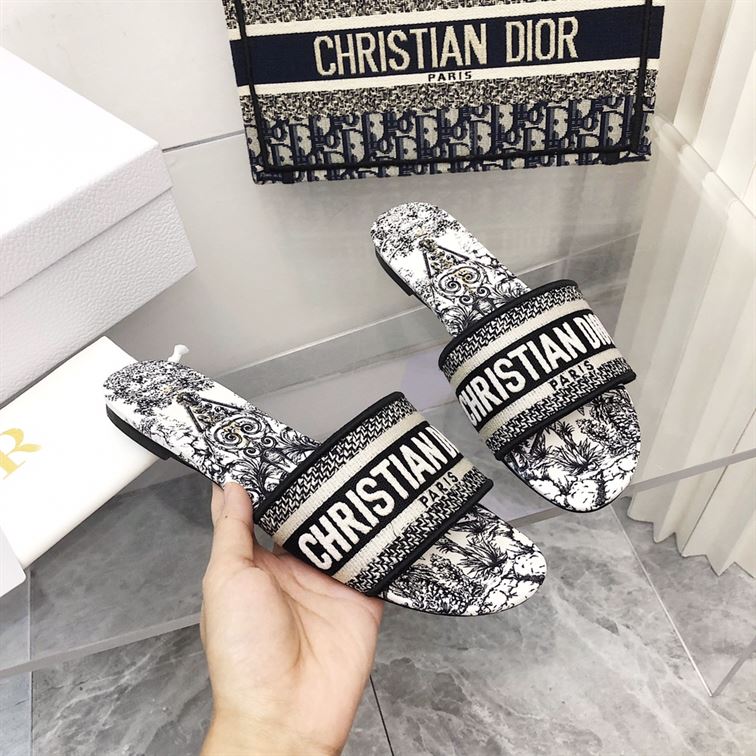 DIOR DWAY SLIDE - DS022