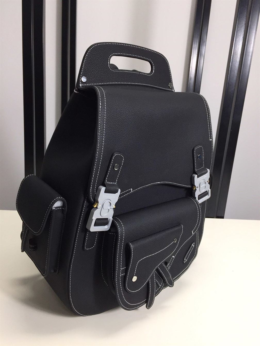 DIOR MAXI GALLOP BACKPACK BLACK GRAINED CALFSKIN - DIO011