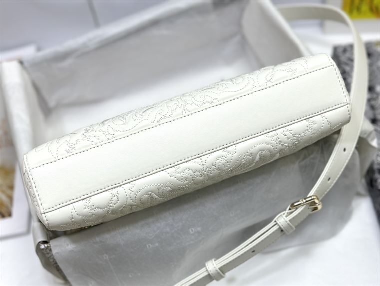 DIOR MEDIUM LADY D-JOY BAG LATTE QUILTED EFFEC