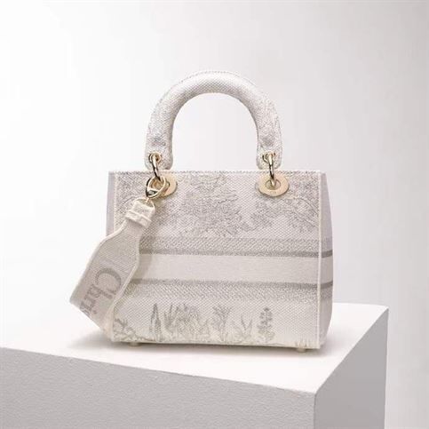 DIOR MEDIUM LADY D-LITE WHITE BAG
