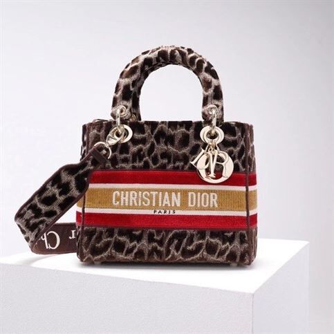 DIOR MEDIUM LADY D-LITE BAG