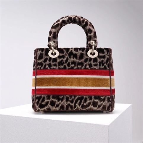 DIOR MEDIUM LADY D-LITE BAG