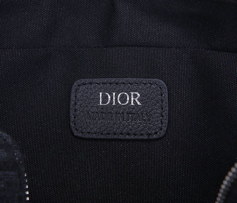 DIOR OBLIQUE SAFARI MESSENGER - DIO038