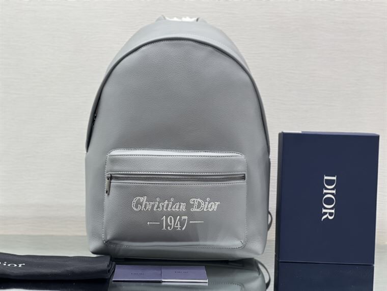 DIOR RIDER BACKPACK GRAY GRAINED CALFSKIN WTIH "CHRISTIAN DIOR 1947" SIGNATURE - DIO023