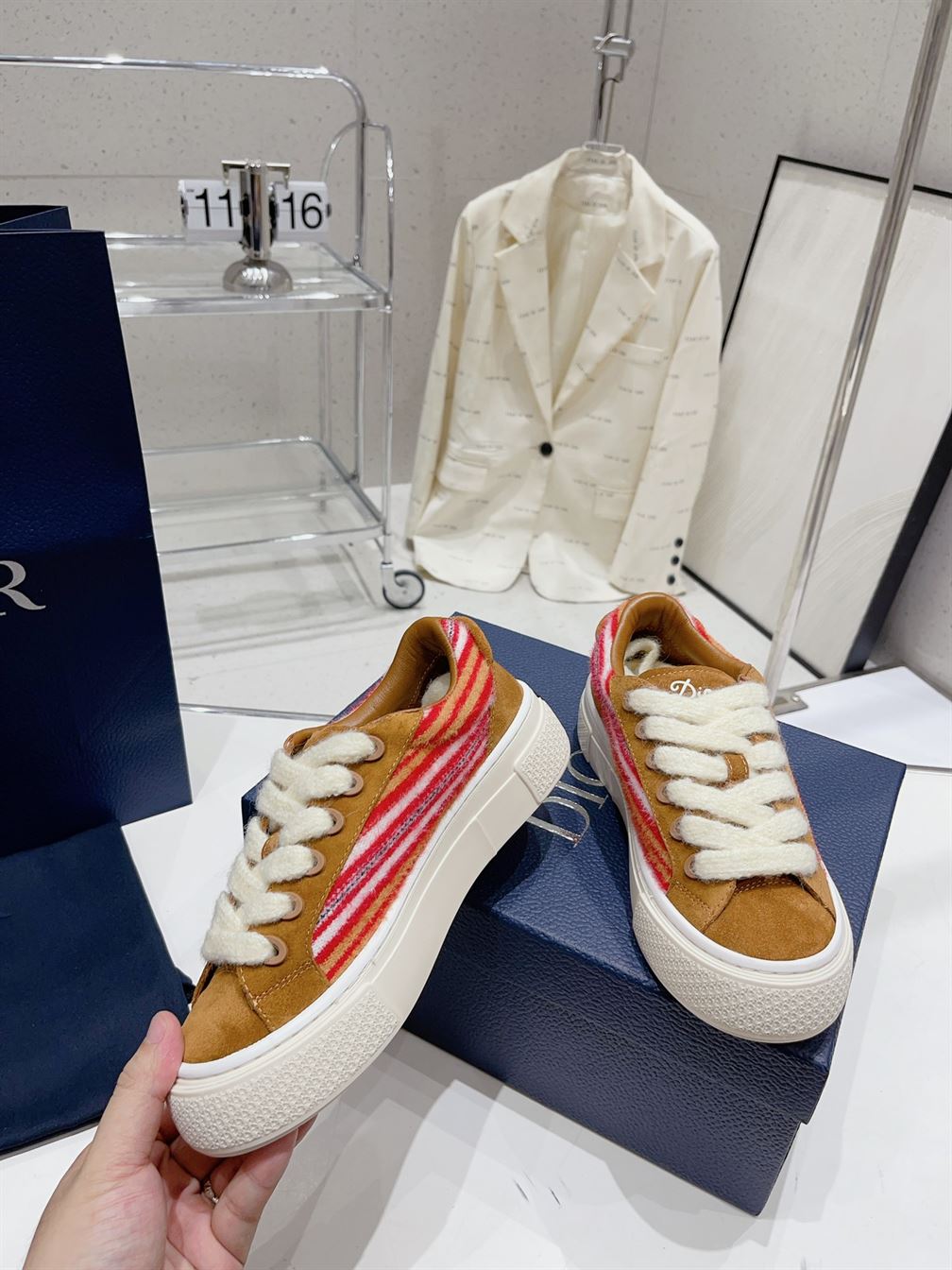 DIOR TEARS B33 SNEAKER LIMITED AND NUMBERED EDITION - DO137