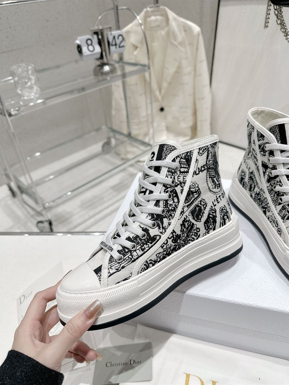 DIOR WALK'N'DIOR HIGH-TOP PLATFORM SNEAKER - DO116