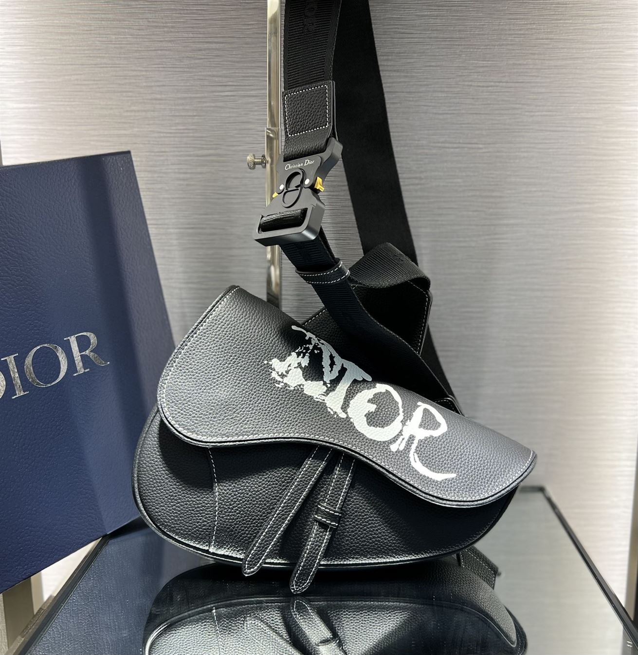 DIOR X PETER DOIG SADDLE BAG BLACK