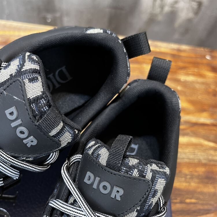 DIORIZON DERBY SHOE BEIGE AND BLACK DIOR OBLIQUE JACQUARD AND BLACK RUBBER - DO090