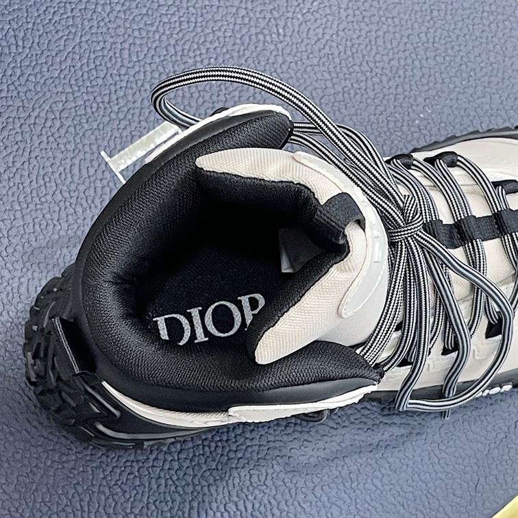 DIORIZON HIKING BOOT GRAY TECHNICAL MESH AND BLACK RUBBER - DO088