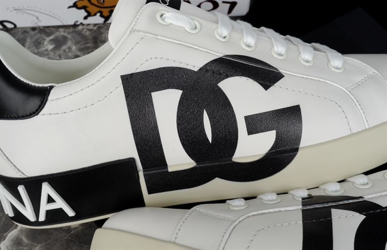 DOLCE & GABBANA PORTOFINO DG SNEAKERS IN WHITE – DG026