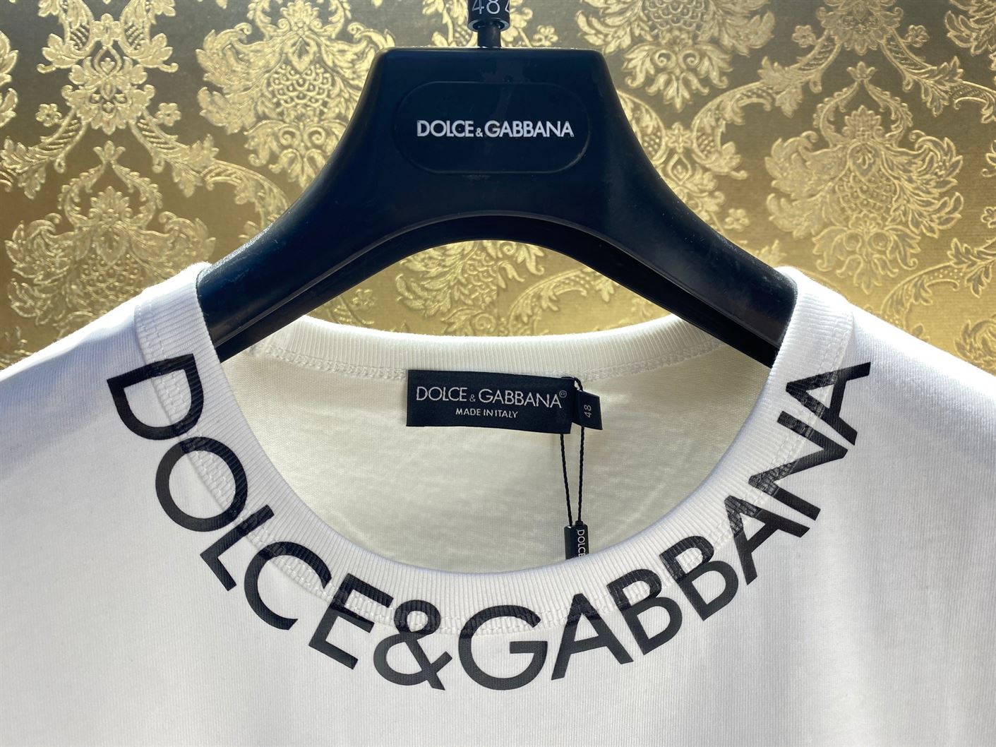 DOLCE & GABBANA ROUND-NECK T-SHIRT WITH DOLCE&GABBANA PRINT - DT004
