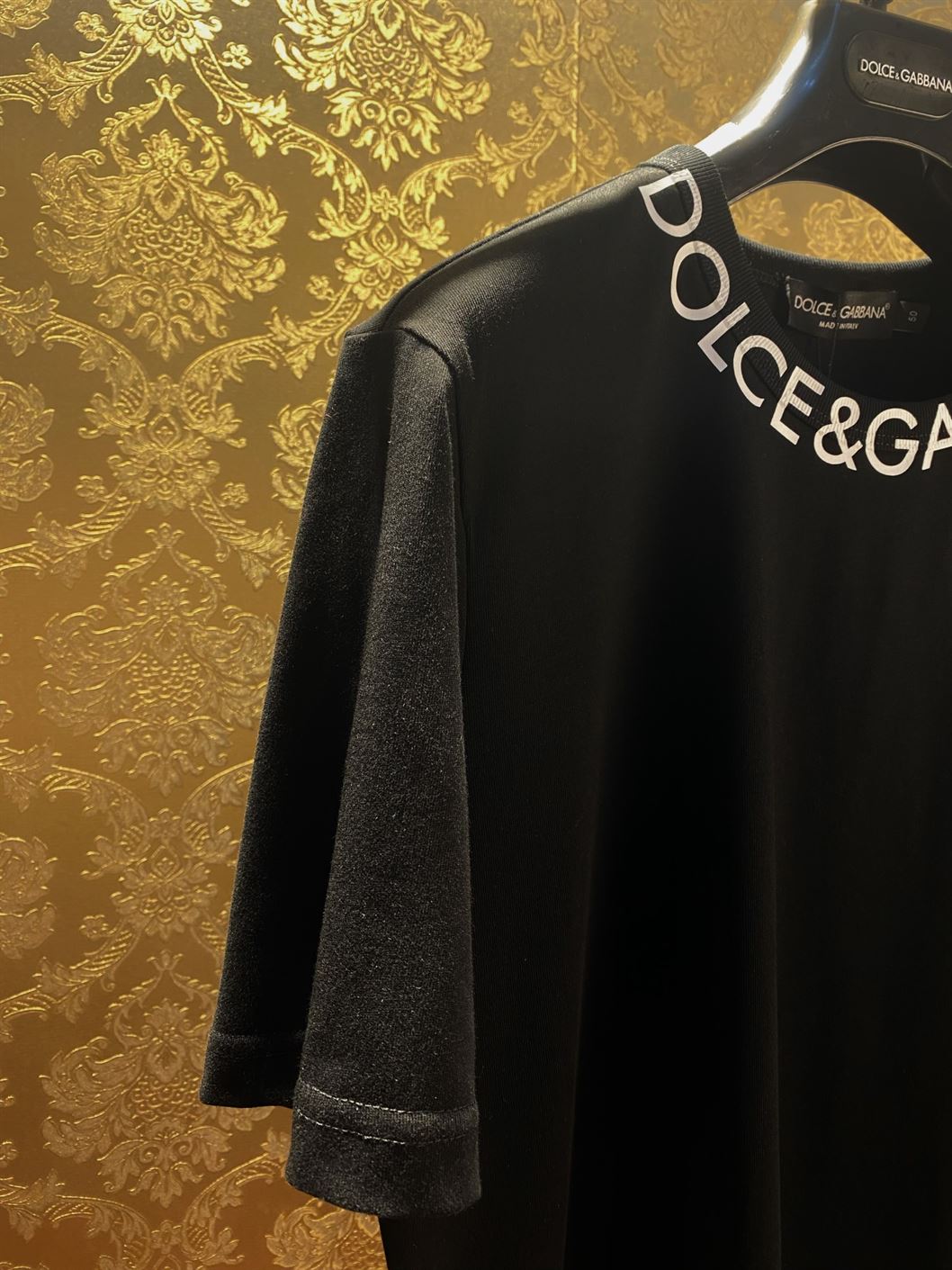 DOLCE & GABBANA ROUND-NECK T-SHIRT WITH DOLCE&GABBANA PRINT - DT005