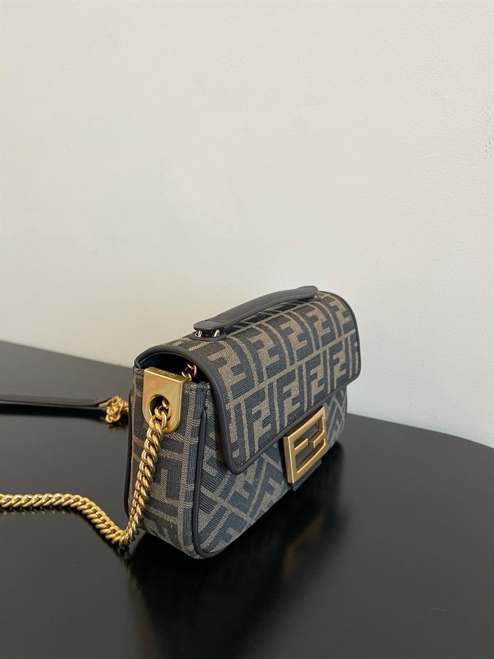 FENDI BAGUETTE CHAIN MIDI JACQUARD