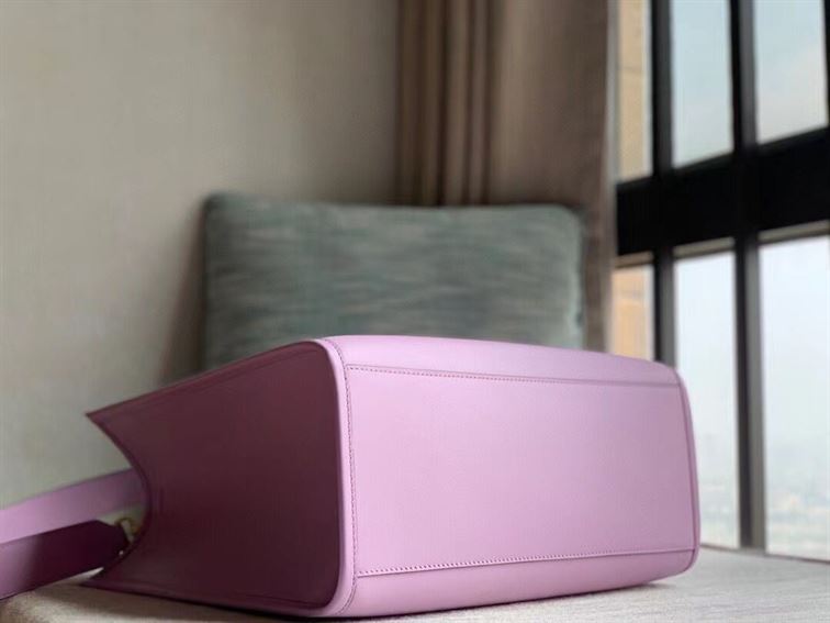 FENDI SUNSHINE MEDIUM LILAC LEATHER SHOPPER