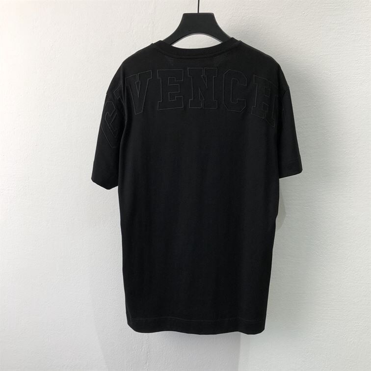 GIVENCHY SLIM FIT T-SHIRT IN JERSEY WITH CERAMIC PRINT IN BLACK - GTS003