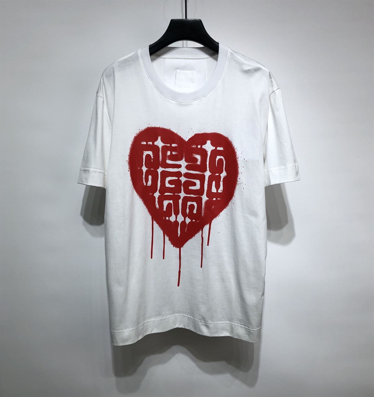 GIVENCHY SLIM FIT T-SHIRT IN JERSEY WITH TAG EFFECT PRINT - GTS001