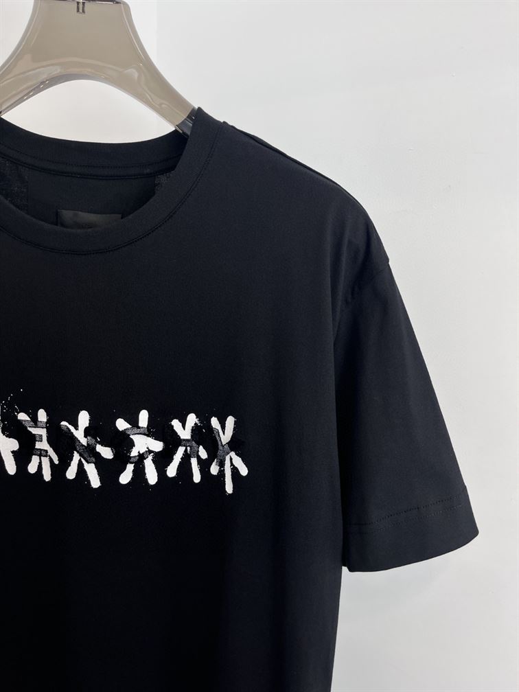 GIVENCHY SLIM FIT T-SHIRT WITH TAG EFFECT - GTS009