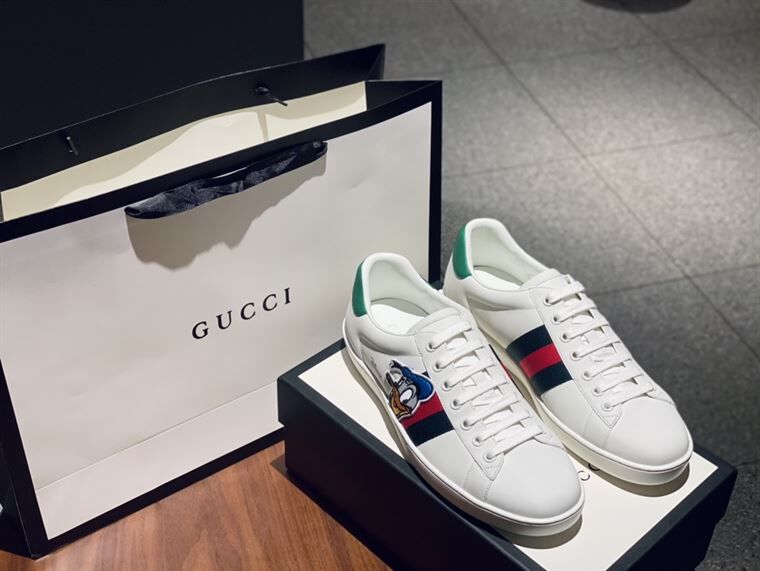 GUCCI ACE X DISNEY DONALD DUCK - GCC071