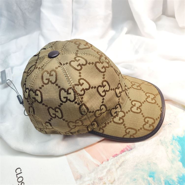 GUCCI BASEBALL HAT