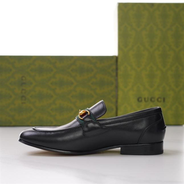 GUCCI BRIXTON WEB LOAFER IN LEATHER WITH HORSEBIT - GL013