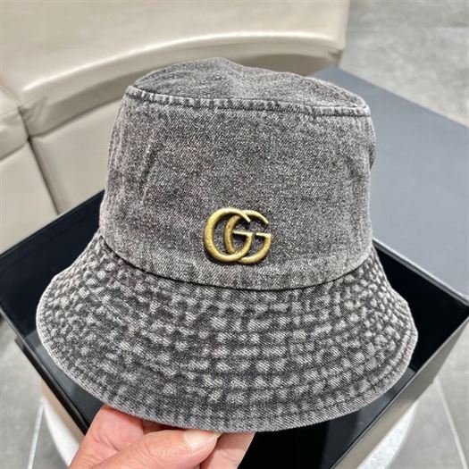 GUCCI BUCKET HAT