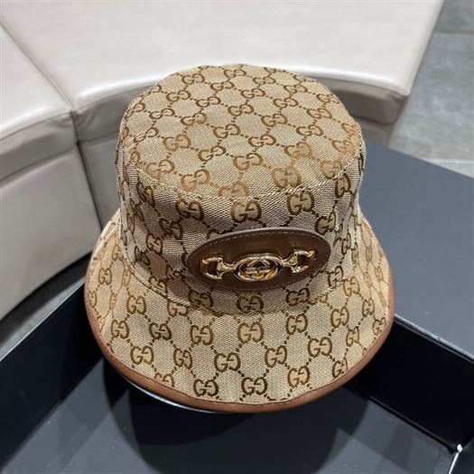 GUCCI BUCKET HAT
