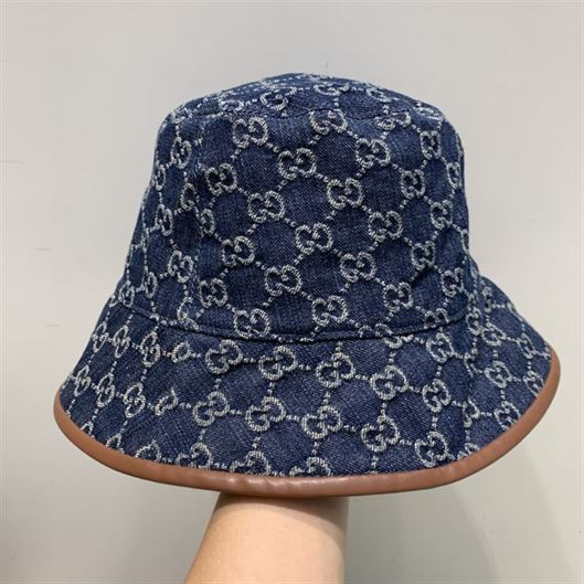 GUCCI BUCKET HAT